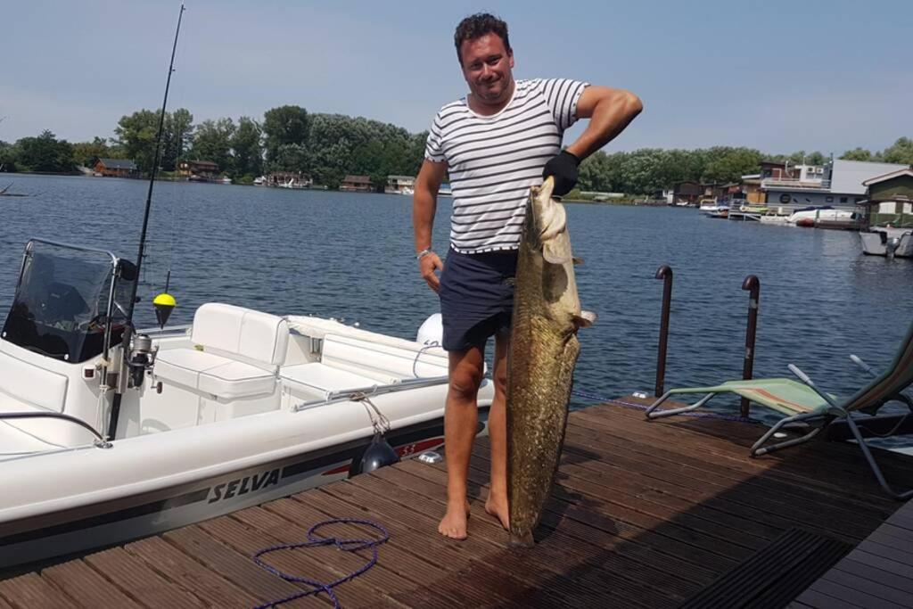 Hausboat "Zivot Na Vode" Lejlighed Bratislava Eksteriør billede