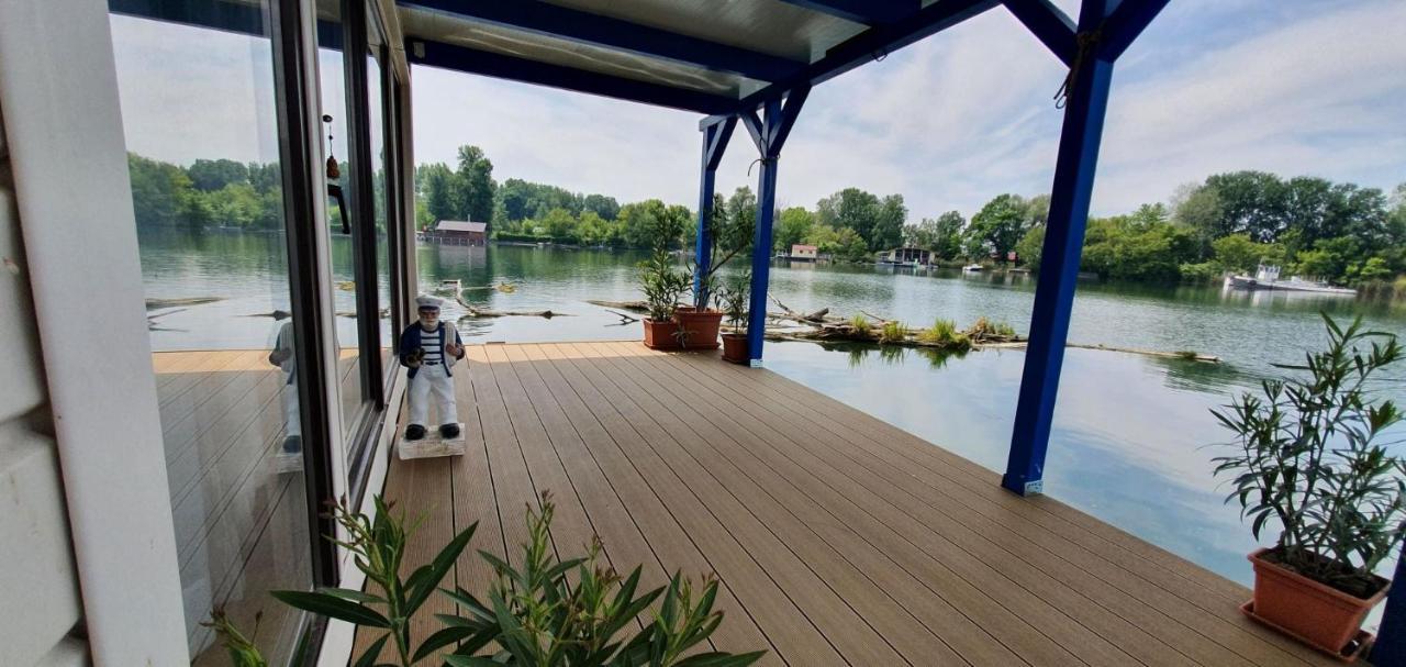 Hausboat "Zivot Na Vode" Lejlighed Bratislava Eksteriør billede